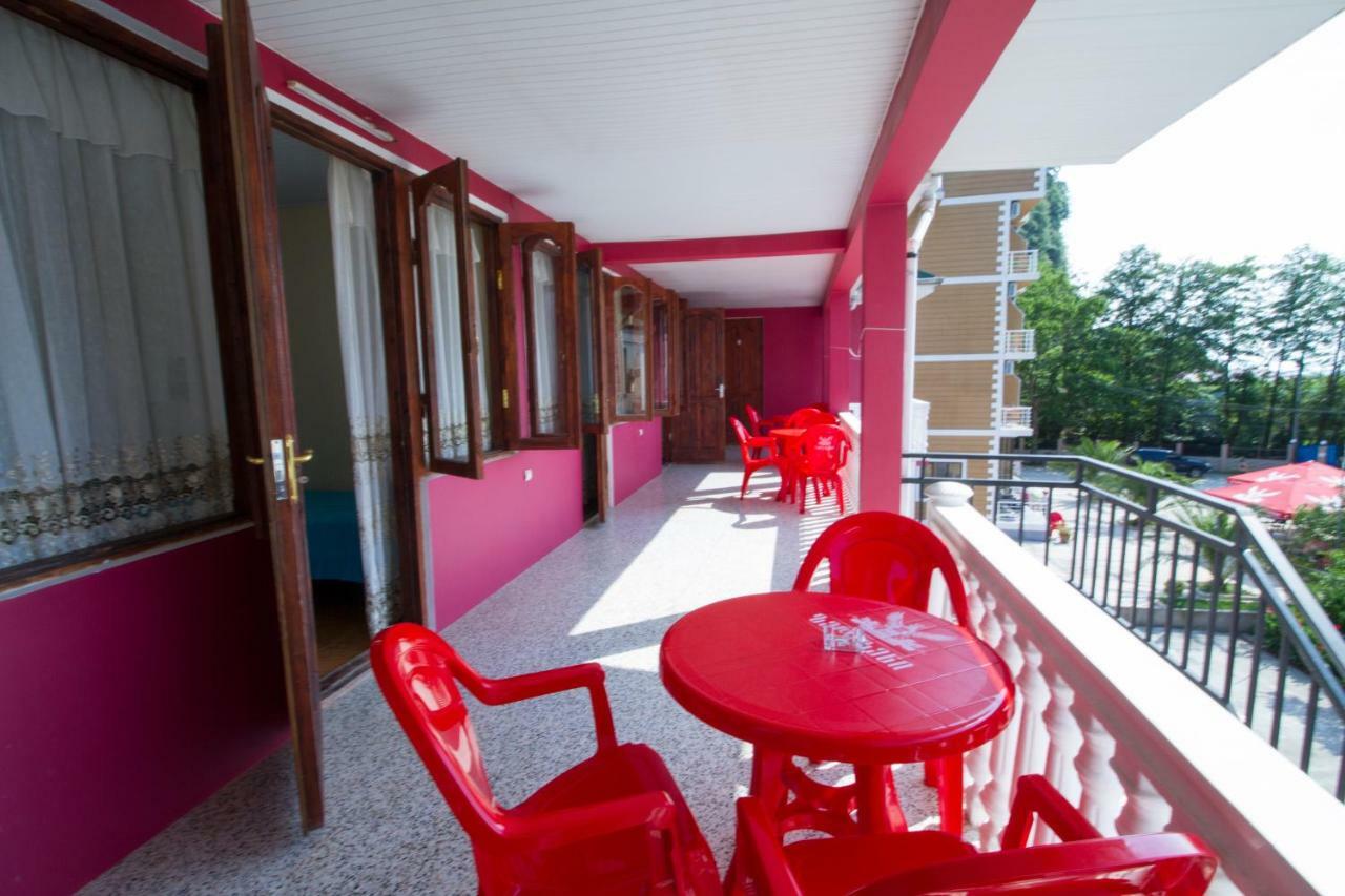 Guest House Imeda Kwariati Exterior foto